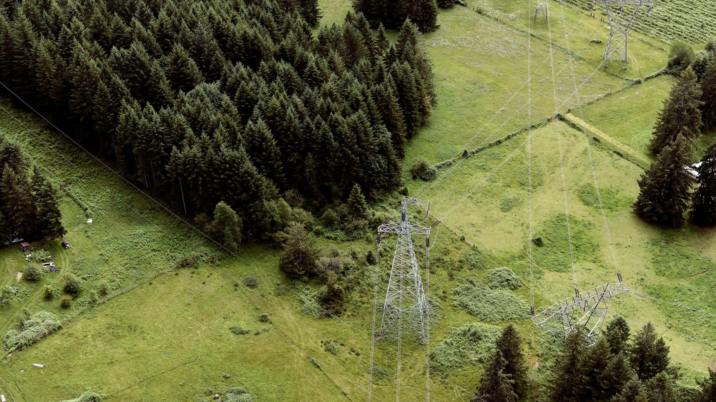 Inspection camera for powerline corridor mapping